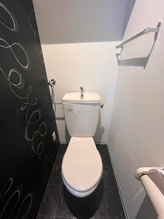 物件内観写真16　(トイレ)