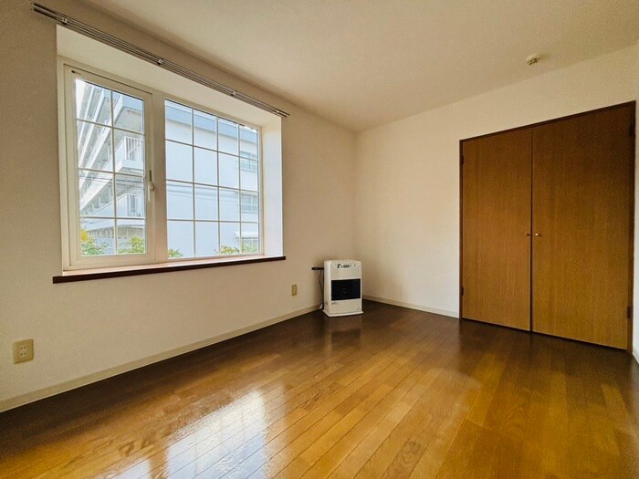 物件内観写真12　(居室)