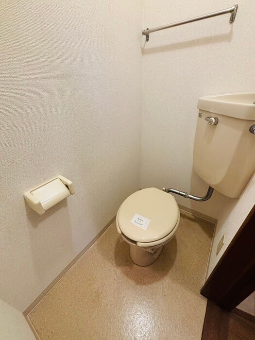 物件内観写真17　(トイレ)