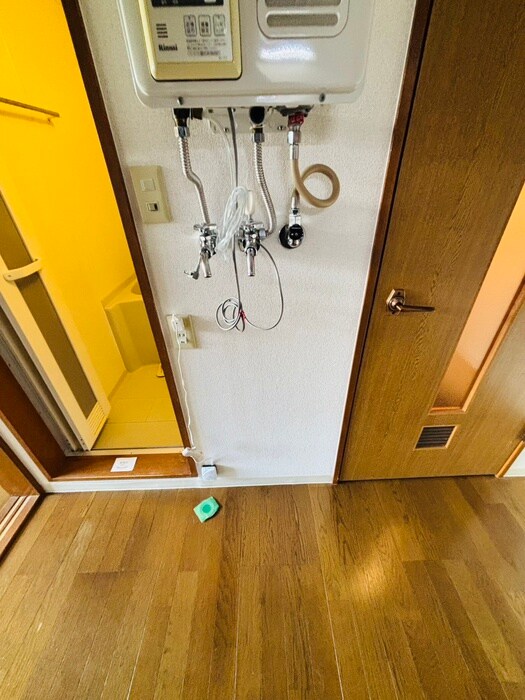 物件内観写真20　(洗濯機置場)