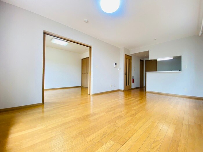 物件内観写真10　(居室)