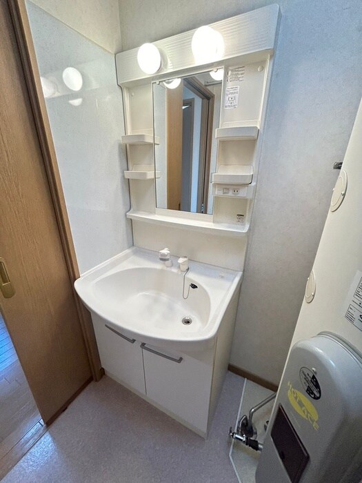 物件内観写真14　(洗面)