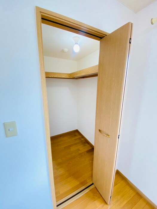 物件内観写真15　(収納)