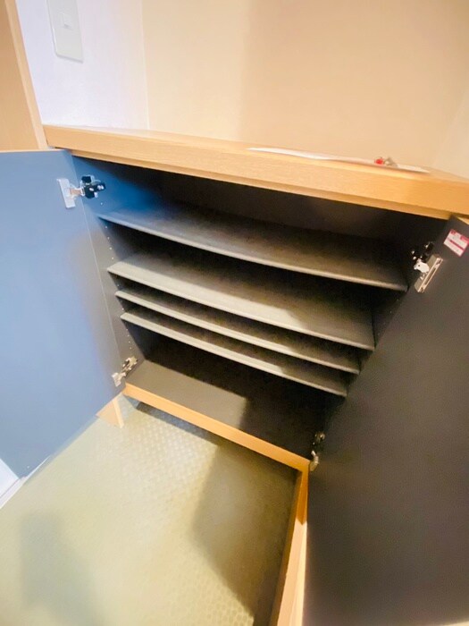 物件内観写真17　(靴箱)