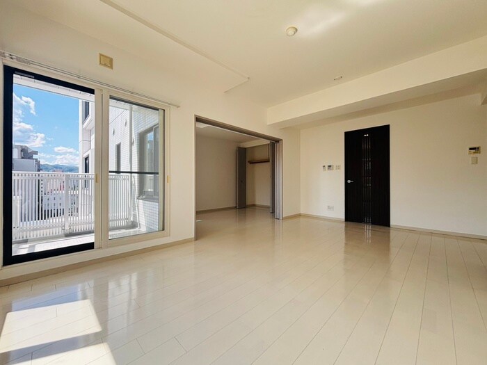 物件内観写真11　(居室)