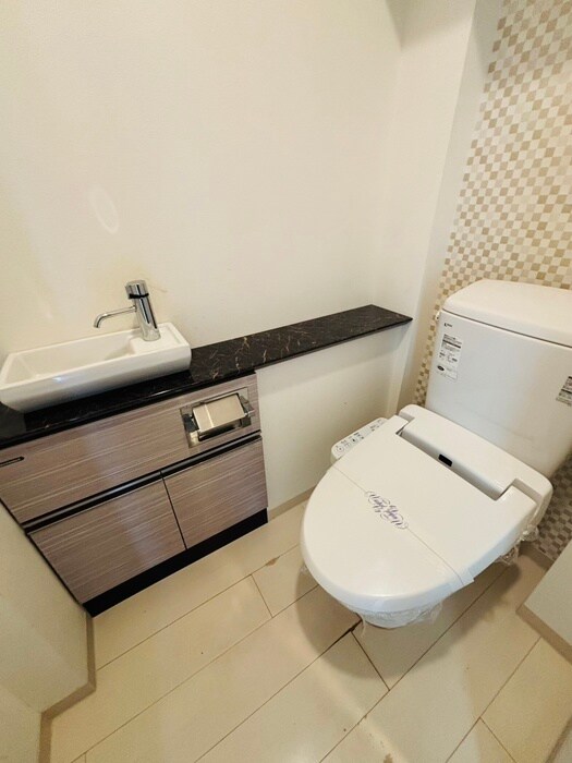 物件内観写真17　(トイレ)