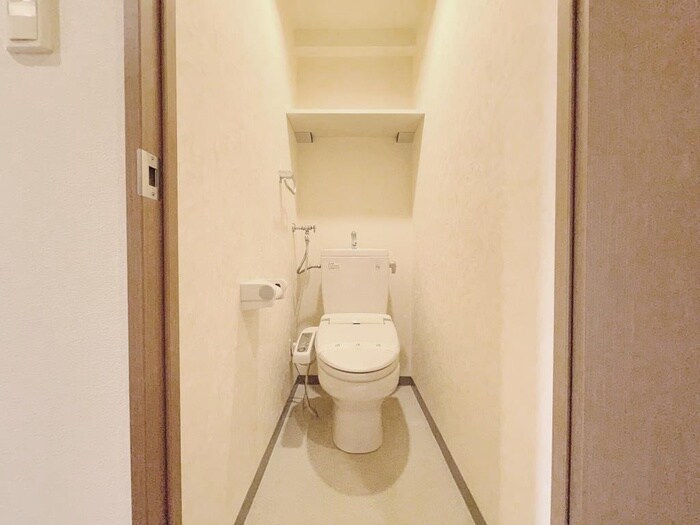 物件内観写真14　(トイレ)