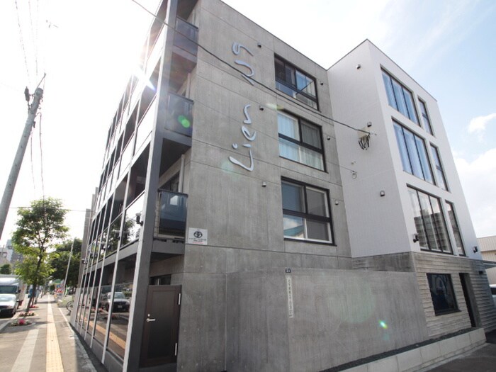 物件外観写真2　(外観写真)