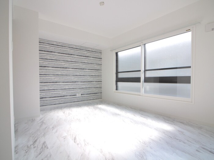 物件内観写真9　(室内からの展望)