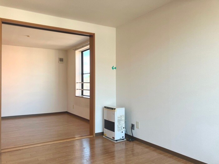 物件内観写真12　(居室)