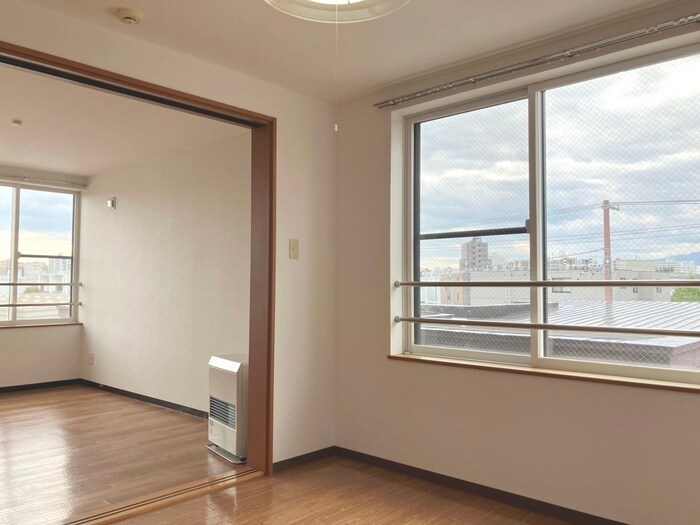 物件内観写真14　(居室)