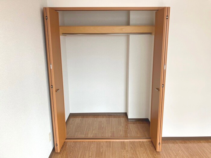 物件内観写真16　(収納)