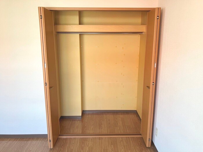 物件内観写真16　(収納)