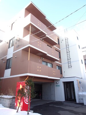 カレラ宮の沢外観写真