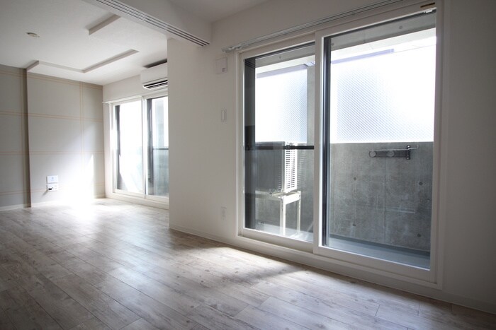 物件内観写真11　(居室)