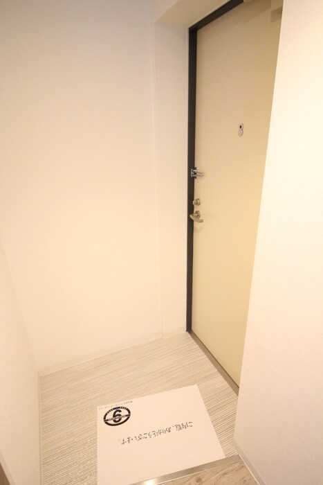 物件内観写真19　(玄関)