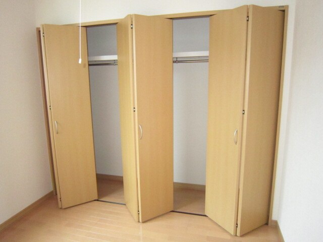 物件内観写真8　(収納)