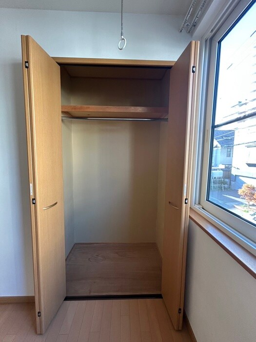 物件内観写真18　(収納)