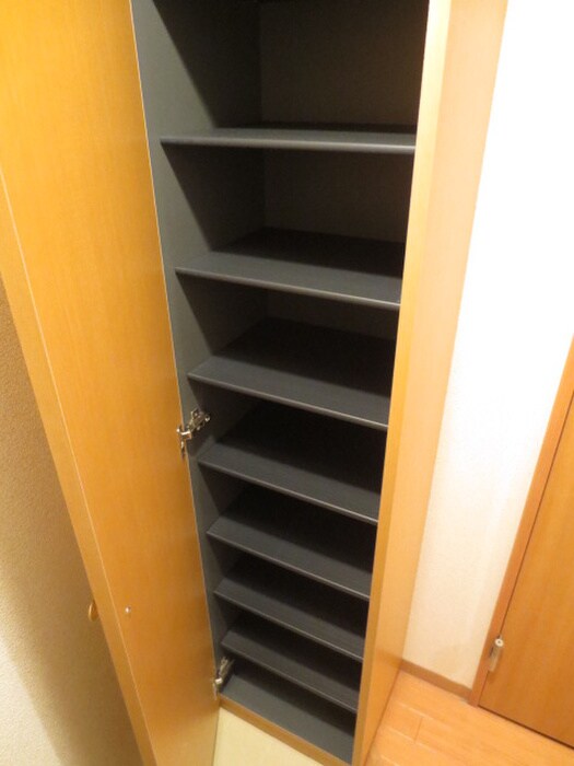 物件内観写真16　(靴箱)