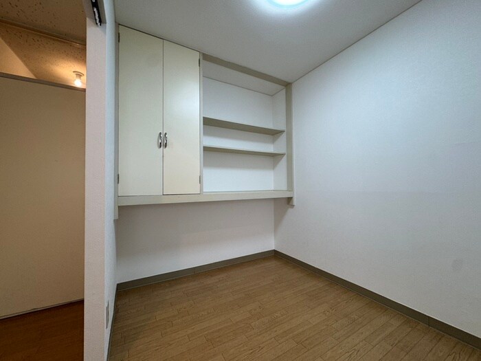 物件内観写真17　(居室)
