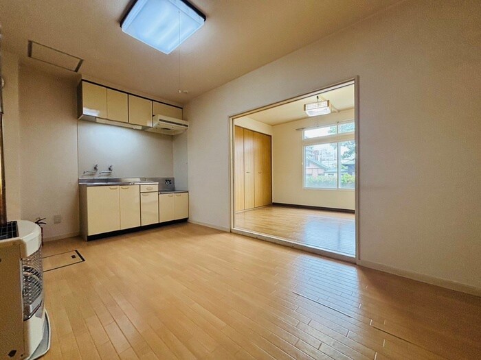 物件内観写真10　(居室)