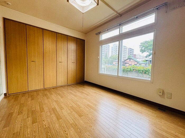 物件内観写真11　(居室)