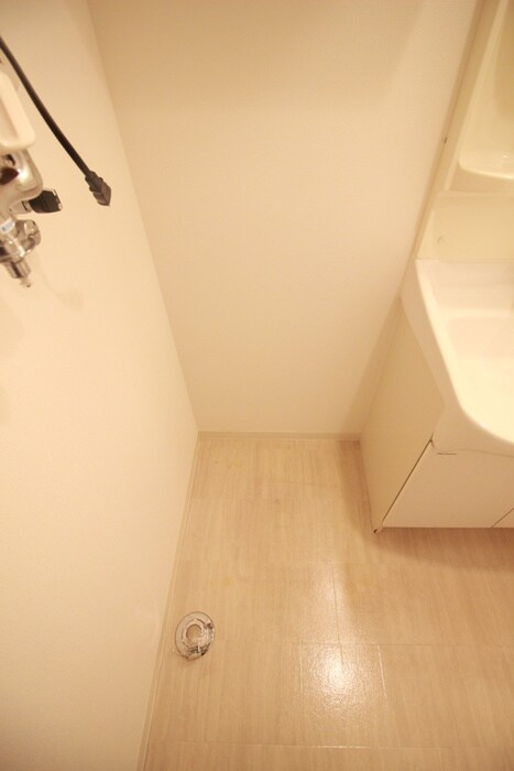 物件内観写真14　(洗濯機置場)