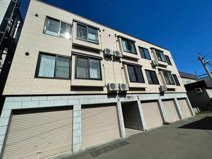 物件外観写真6　(外観写真)