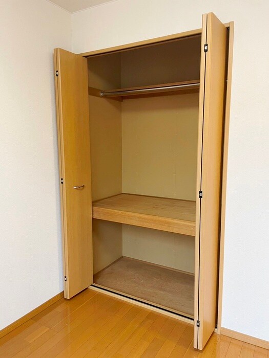 物件内観写真11　(収納)