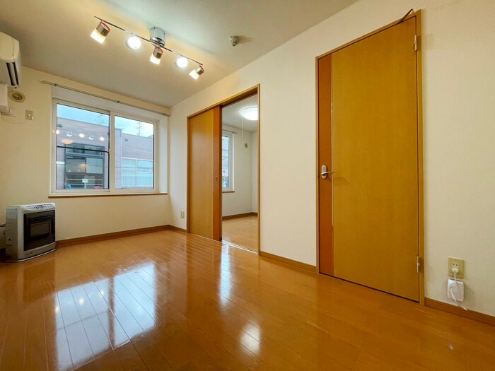 物件内観写真19　(居室)