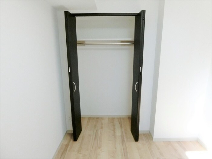 物件内観写真11　(収納)