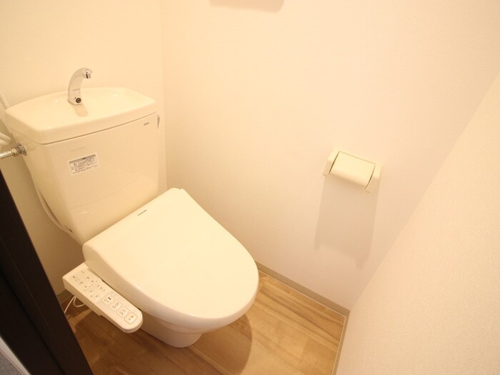 物件内観写真17　(トイレ)