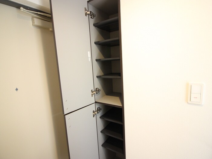 物件内観写真19　(靴箱)