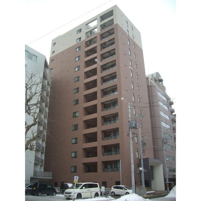 ﾗ･ｸﾗｯｾ札幌ｽﾃｰｼｮﾝﾃﾗｽ（1303）の物件外観写真