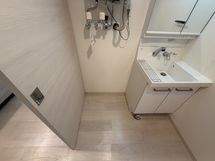 物件内観写真14　(洗濯機置場)