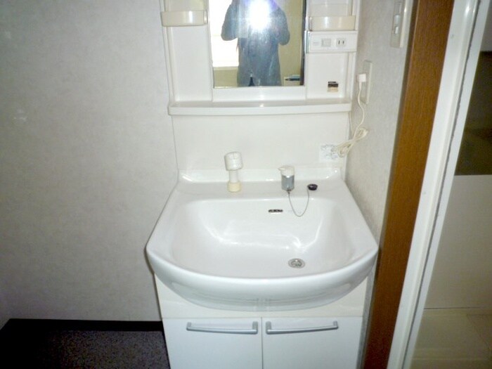 物件内観写真12　(洗面)