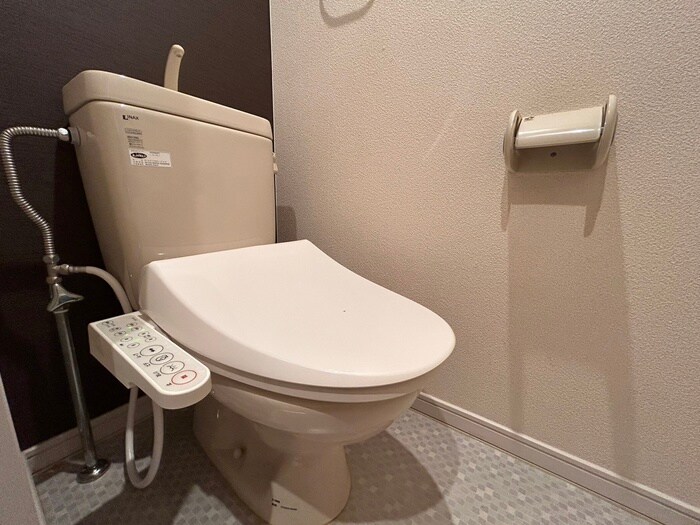 物件内観写真15　(トイレ)