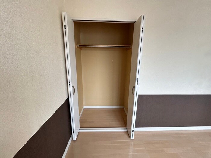 物件内観写真16　(収納)