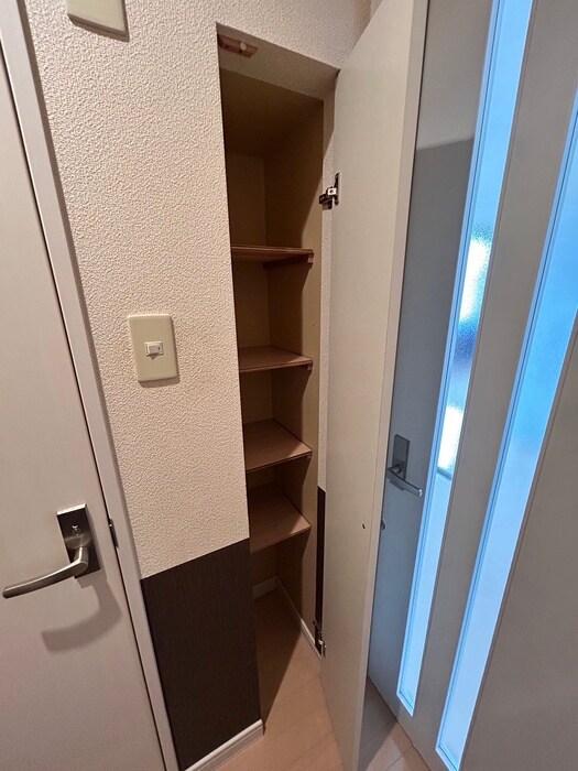 物件内観写真18　(靴箱)