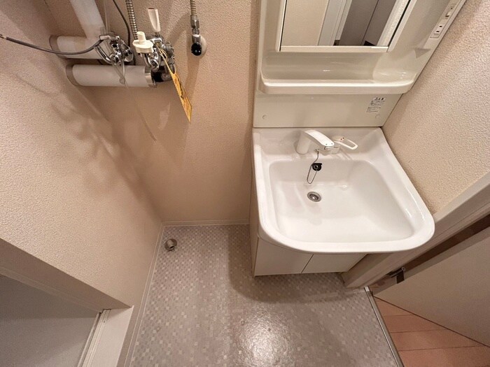 物件内観写真19　(洗濯機置場)