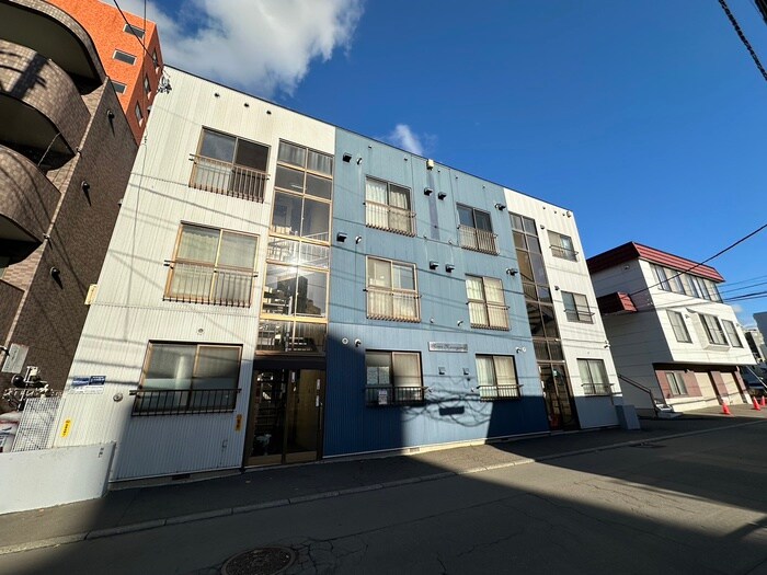 物件外観写真2　(外観写真)