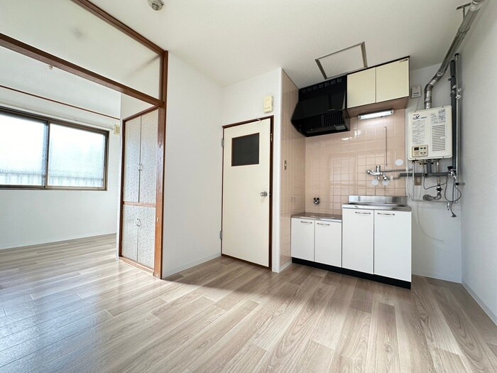 物件内観写真9　(居室)