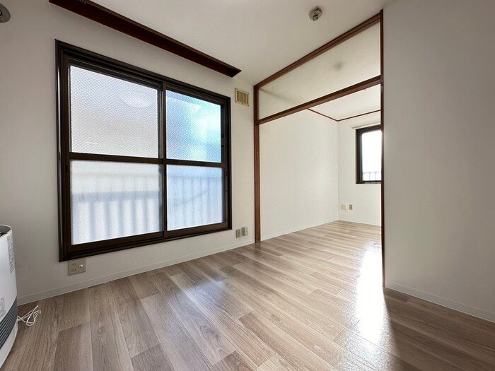 物件内観写真10　(居室)