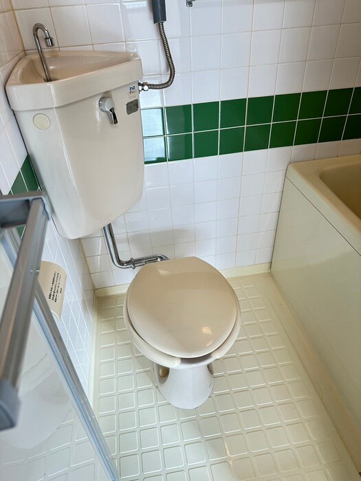 物件内観写真13　(トイレ)