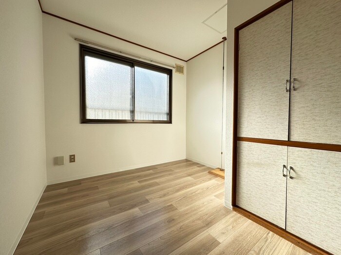 物件内観写真15　(居室)