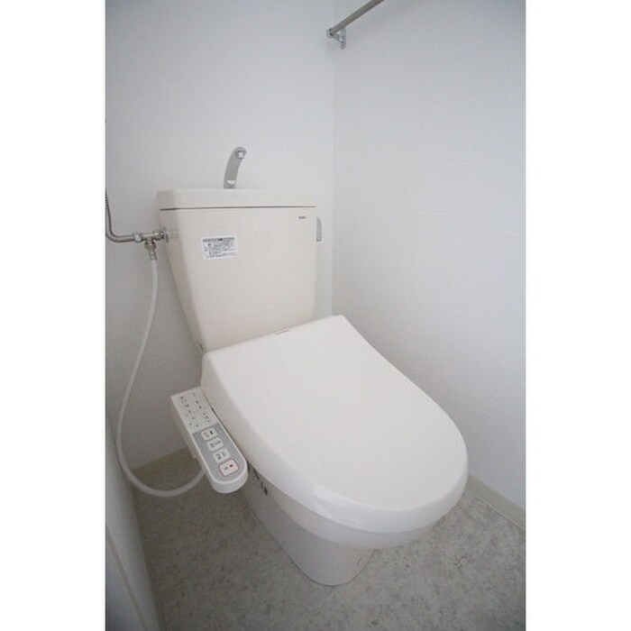 物件内観写真12　(トイレ)