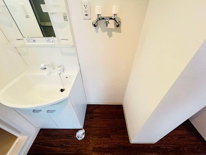 物件内観写真20　(洗濯機置場)