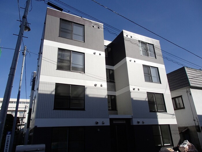 物件外観写真1　(外観写真)