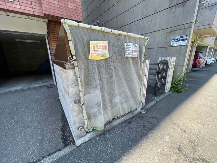 物件外観写真5　(外観写真)