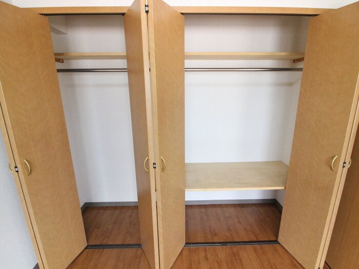 物件内観写真11　(収納)